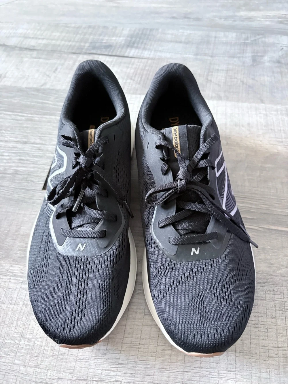 New Balance Dynasoft Pro Run V2 NWOT Running Shoes Black Sneaker nursing comfort